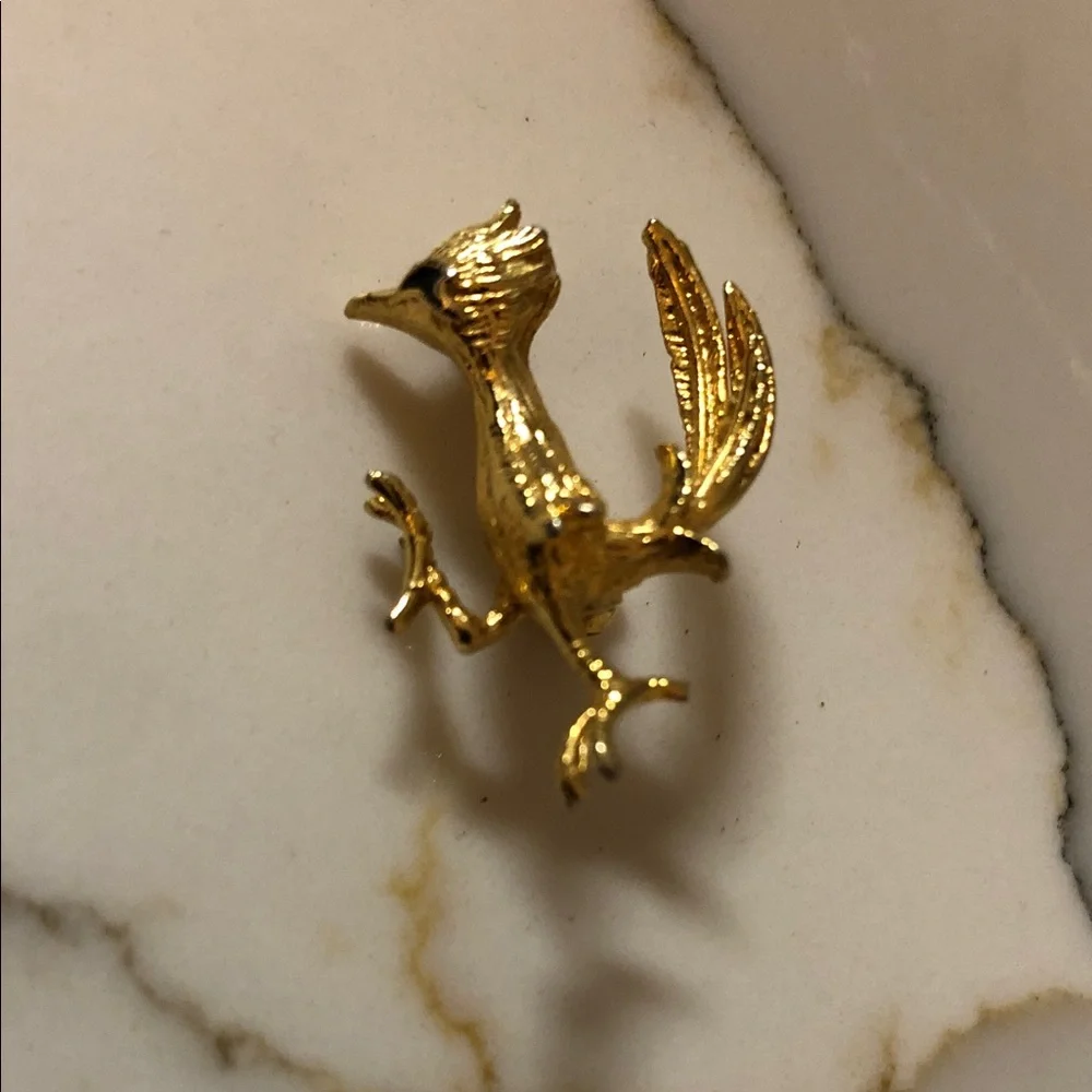 Gold Bird Figurine Roadrunner Pin Brooch